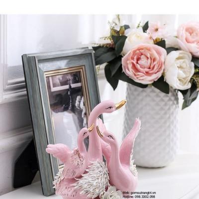 TƯỢNG GIA ĐÌNH THIÊN NGA